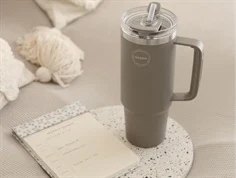 AYA&IDA driftwood termokop med sugerør 885ml